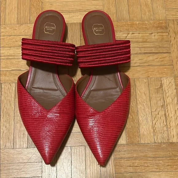 Malone - Picture 1 of 13